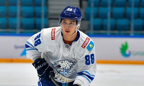 «Шанс не всегда даётся». Молодой нападающий оценил свой дебют за «Барыс»