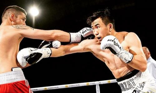 Казахстанский боксер встретился с Данияром Елеусиновым и показал фото