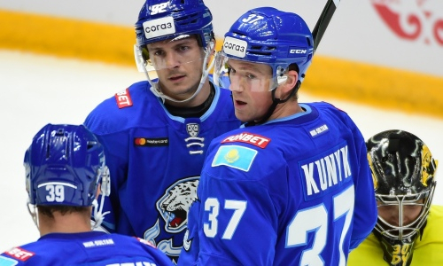 «Барыс» показал победное фото команды с Кубка Президента РК