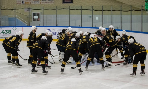 В клубе хоккеиста сборной Казахстана в КХЛ сообщили о закрытии долгов перед игроками