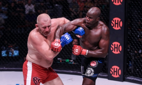 Харитонов обратился к болельщикам после досрочного поражения. Видео