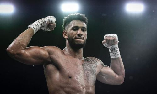 Лишивший казахстанца «золота» ЧМ супертяж дебютирует в США в андеркарде у Ломаченко