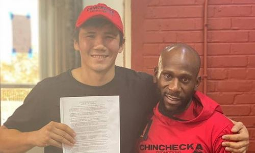 «Спокоен и трудолюбив». Казахстанский боксер рассказал о подготовке к дебютному бою в США