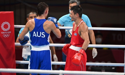 Казахстанского боксера раскритиковали за неспортивное поведение на Олимпиаде-2020. Видео