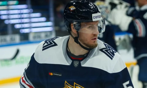 Клуб хоккеистов сборной Казахстана объявил о расторжении контрактов с двумя защитниками