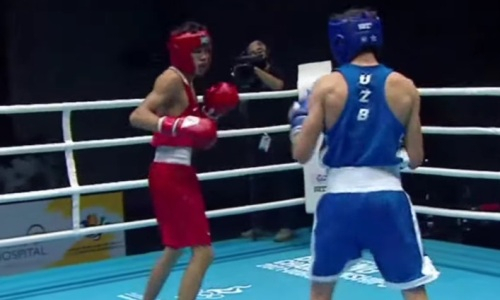 Чемпион мира по боксу из Казахстана побил узбека и вышел в финал молодежного ЧА-2021