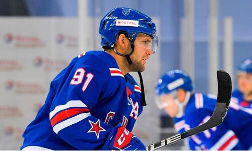 Озвучена зарплата экс-лидера «Барыса» в СКА. Он входит в ТОП-3 самых высокооплачиваемых в клубе