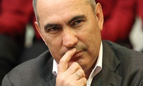 «Бердыев — человек, который разоряет клубы». Российский эксперт рассказал о будущем «Кайрата»