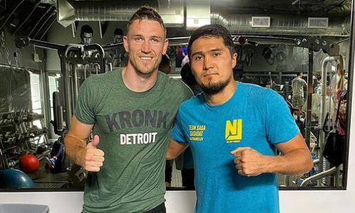 Непобежденный казахстанский боксер опубликовал новое видео с тренировки в США