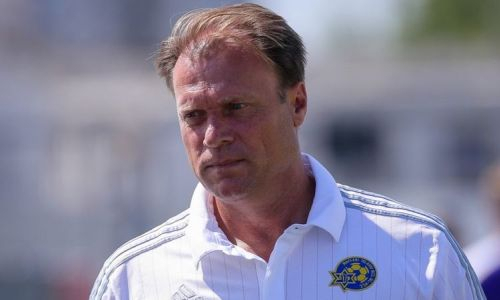 «Первого тайма для нас было достаточно». Наставник «Маккаби» высказался о легкой победе над «Шахтером»