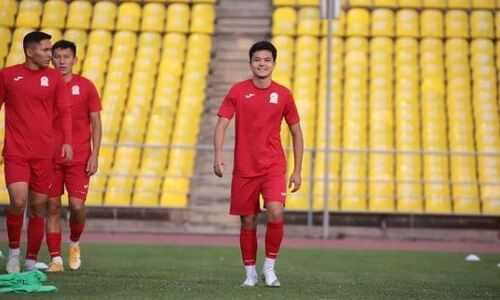 Футболист «Кайрата» прибыл в сборную Кыргызстана для участия в «Кубке Трёх Наций». Фото