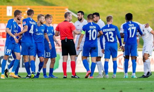 Европейский клуб казахстанца проиграл шестой матч подряд с общей разницей мячей 0-16. Команда на «дне» таблицы