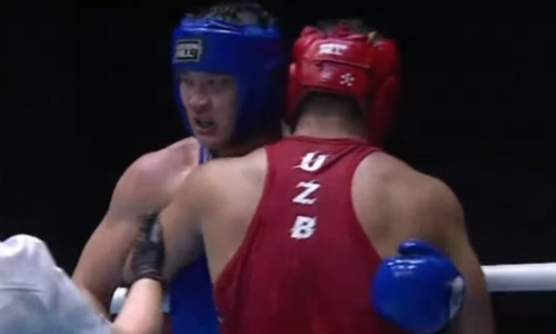 Казахстанский тяжеловес побывал в нокдауне и проиграл узбеку в финале МЧА-2021 по боксу