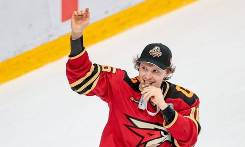 Клубы хоккеистов сборной Казахстана совершили громкий обмен перед стартом сезона КХЛ