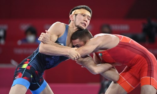 «Я сам даже не заметил». Призер Олимпиады-2020 из Казахстана объяснил свой укус соперника в Токио