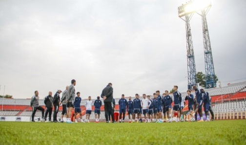 «Ордабасы» представил фоторепортаж с тренировки в Караганде