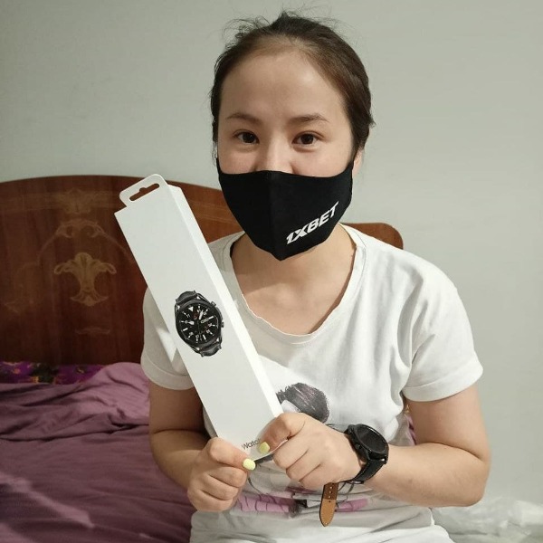 Триумфаторы акции 1xEuro в Казахстане получили свои призы