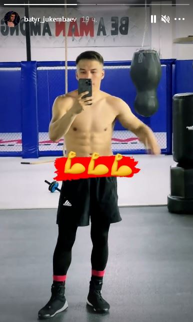 Батыр Джукембаев вернулся к тренировкам после первого поражения в карьере