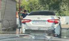 Казахстанский призер Олимпиады в Токио разбил подаренное ему авто