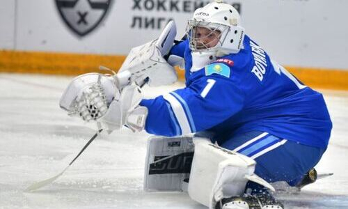 «Некоторые сейвы получились очень неплохими». КХЛ отметила дебют нового вратаря «Барыса»