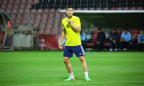 В Зайнутдинова бросили посторонний предмет во время празднования гола. Видео