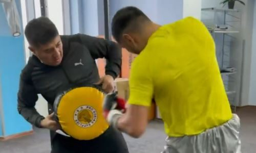 «Это мое время». Айдос Ербосынулы блеснул мастерством комбинаций перед важнейшим боем в карьере. Видео