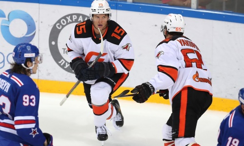 Перенесен матч клуба хоккеиста сборной Казахстана против соперника «Барыса» по Востоку КХЛ