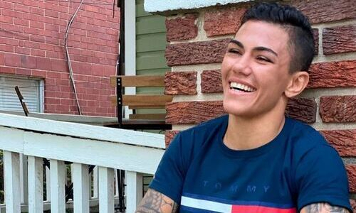 Экс-чемпионка UFC удивила реакцией на утечку своих обнаженных фото в сеть