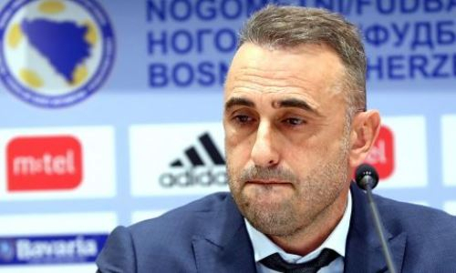Не сумевшая обыграть Казахстан в отборе ЧМ-2022 европейская сборная может лишиться тренера
