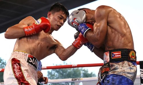 Чемпион мира залил ринг кровью соперника и выиграл нокаутом. Видео