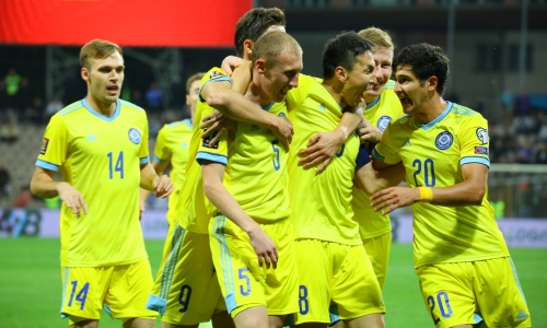 «Твои мячи пятой точки невозможно ловить». Казахстанский вратарь потроллил Куата за гол в ворота Боснии и Герцеговины