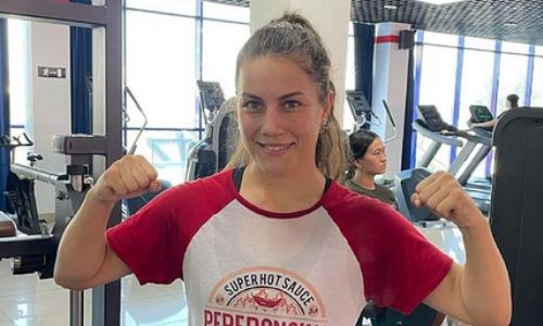 Фируза Шарипова уложилась в вес перед боем с многократной чемпионкой Украины. Фото