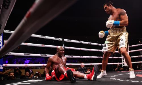 Видео нокдауна и нокаута легендарного Эвандера Холифилда экс-чемпионом UFC