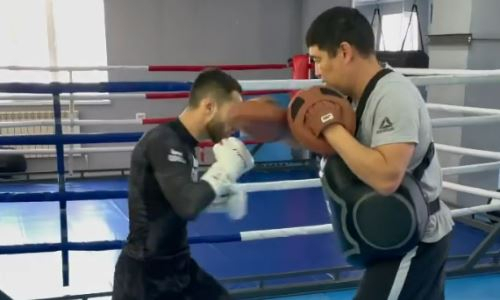 Сергей Морозов продемонстрировал навыки работы в стойке перед возвращением в октагон. Видео