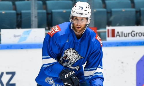 Новичок с опытом игры в НХЛ прибыл в «Барыс». Фото