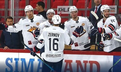 Казахстанские хоккеисты помогли клубу КХЛ учинить сухой разгром соперника и подняться на второе место Востока