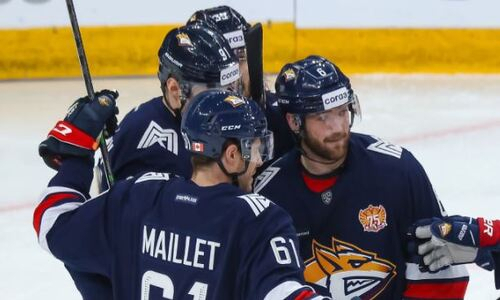 Одноклубник хоккеистов сборной Казахстана набрал пять очков за два матча в КХЛ