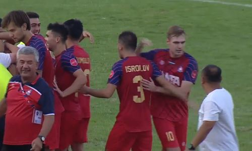 Узбекистанский клуб с игроком сборной Казахстана в составе вел в счете, но драматично проиграл за две минуты