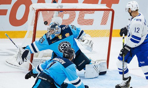 Клуб конференции «Барыса» в КХЛ едва не отыгрался с 0:5, забросив четыре шайбы за десять минут. Видео