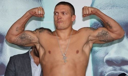 «Окажется в нокауте». Усику указали на фатальную ошибку перед боем с Джошуа