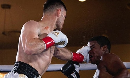 Нокаутер из Казахстана оставил своего соперника без бокса на полтора месяца