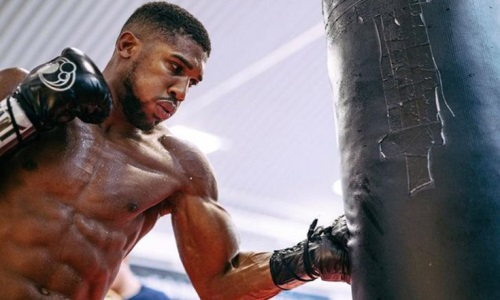 Стал известен гонорар Энтони Джошуа за бой с Александром Усиком