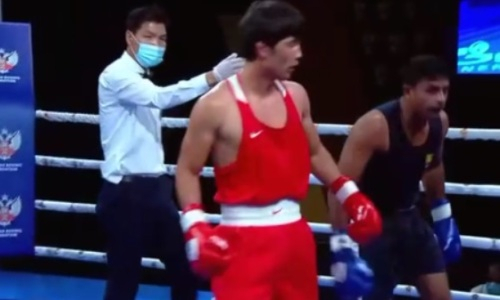 Казахстанский боксер в бою с нокдауном уничтожил соперника на чемпионате мира среди военнослужащих. Видео