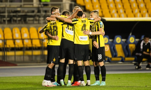 «Кайрат» разнес «Кайсар» в домашнем матче Кубка Казахстана