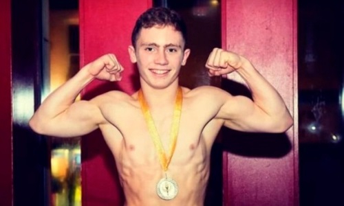 16-летний чемпион по джиу-джитсу расправился со взрослым хулиганом и восхитил бойца ММА. Видео