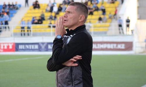 «Мы не можем оспаривать это решение судьи». Благоевич высказался про удаление игрока «Каспия» на второй минуте