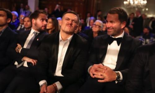 «Выглядит здоровенным». Усик удивил промоутера Головкина перед боем с Джошуа