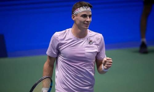 «Чувствую себя уже большим игроком». Молодой казахстанский теннисист дал интервью после сенсации