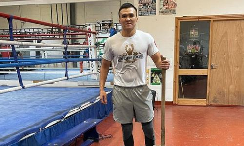 Турсынбай Кулахмет начал подготовку к возвращению на ринг