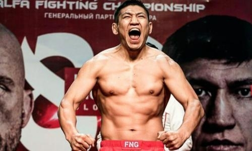 Куат Хамитов получил сообщение от казаха из UFC перед боем с «Пираньей»